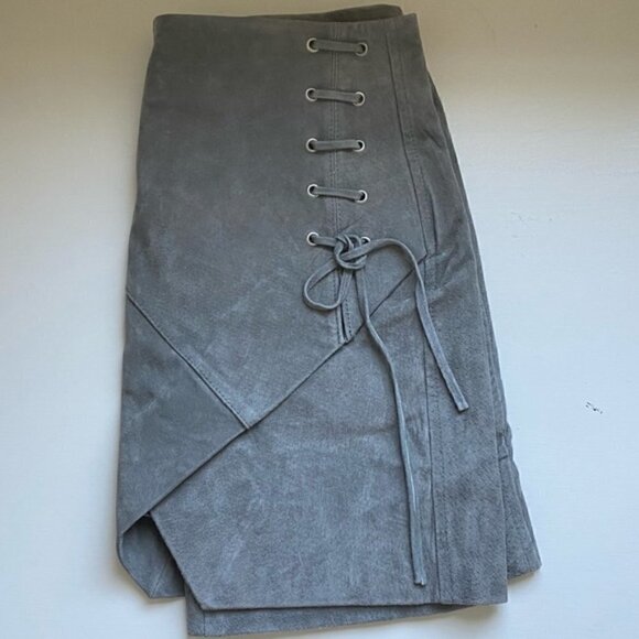 Blank NYC Mini Skirt 26 NWT Suede Genuine Leather Soft Fog Lace Up A-line Gray - Picture 7 of 14